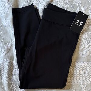 NWT Under Armour Youth - Motion Solid Ankle Crop